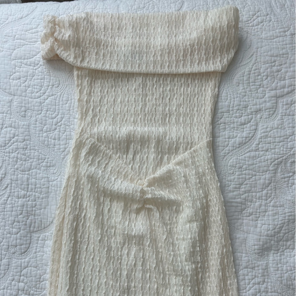 White Fox Maxi Dress-VIEW LAST PICTURE FOR FIT